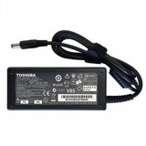 מטען למחשב נייד TOSHIBA 19V 65W 3.42A מטען למחשב נייד TOSHIBA 19V 65W 3.42A